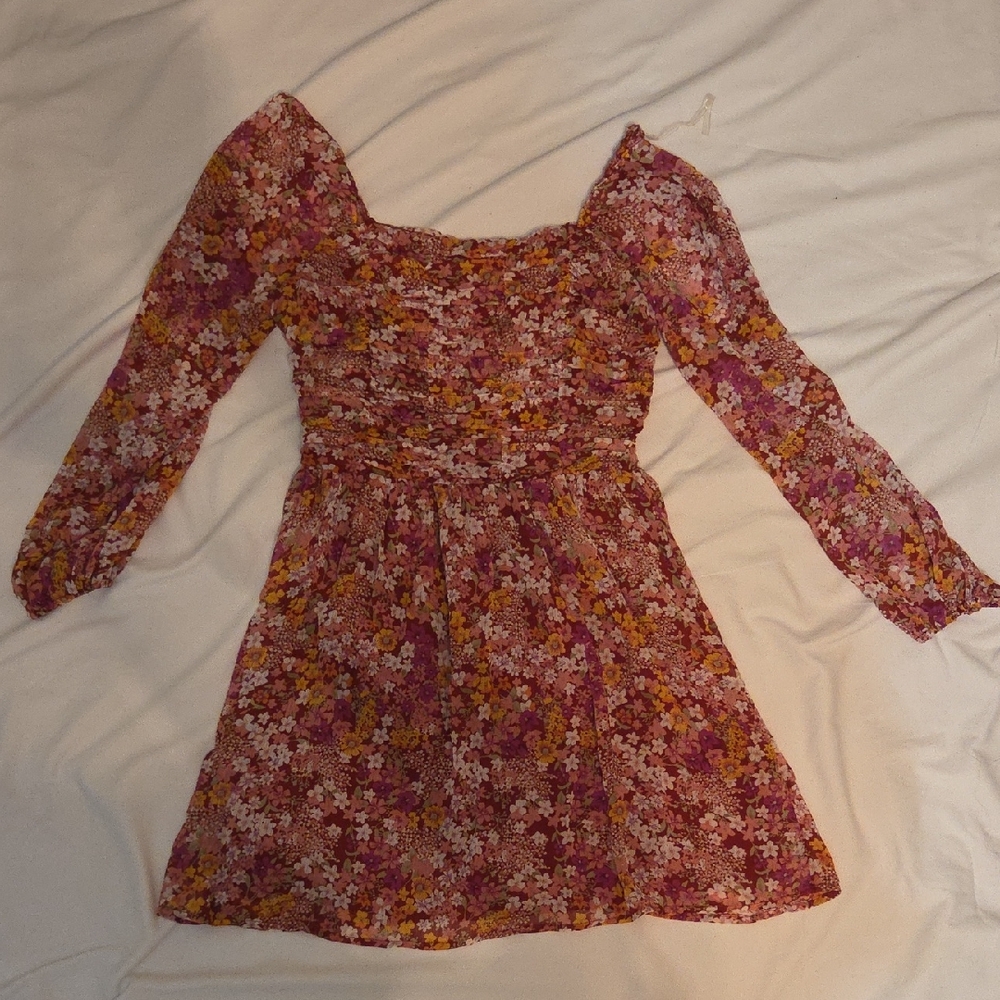 Chic Floral Long Sleeve Dress in Pink and Purple